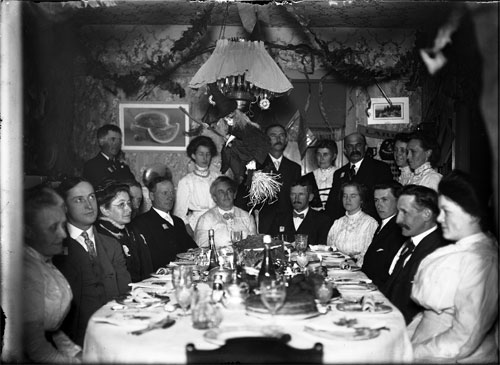 A Halloween dinner in Vermont, ca. 1900